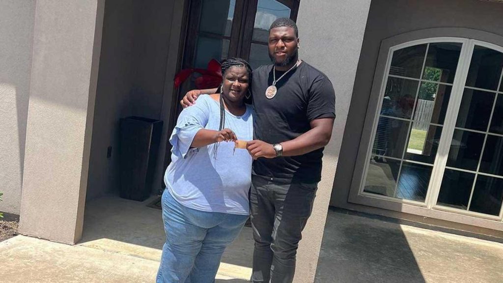 NFL rookie 24, spends his $2.6 million signing bonus on a house for his mother