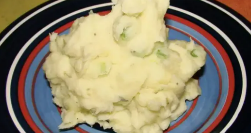 The Reason Behind Not Boiling Mashed Potatoes in Water