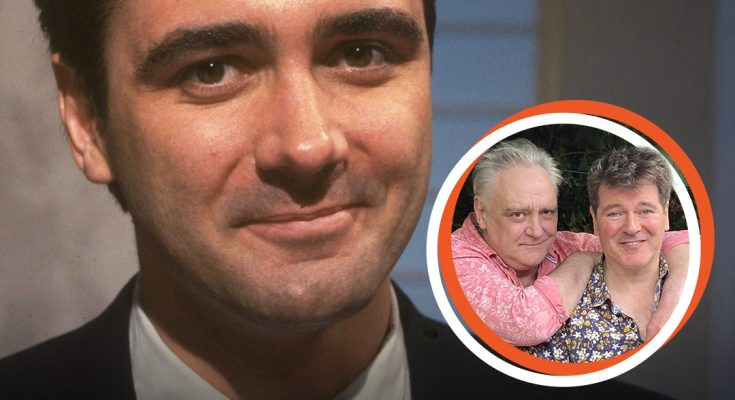 Comedian and Actor Tony Slattery Dies at 65 – Cause of Death Revealed